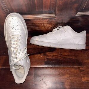 Nike White Men's Sneakers